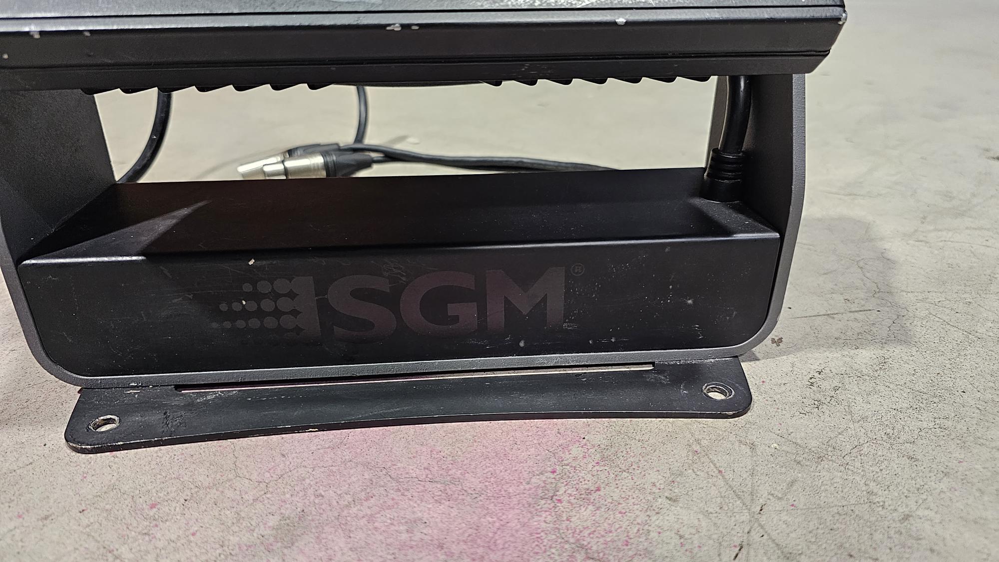 SGM Q2 RGBW LED-Fluter | 4er SET | Inkl. amptown Case SGM Q2 RGBW LED-Fluter | 4er SET | Inkl. amptown Case