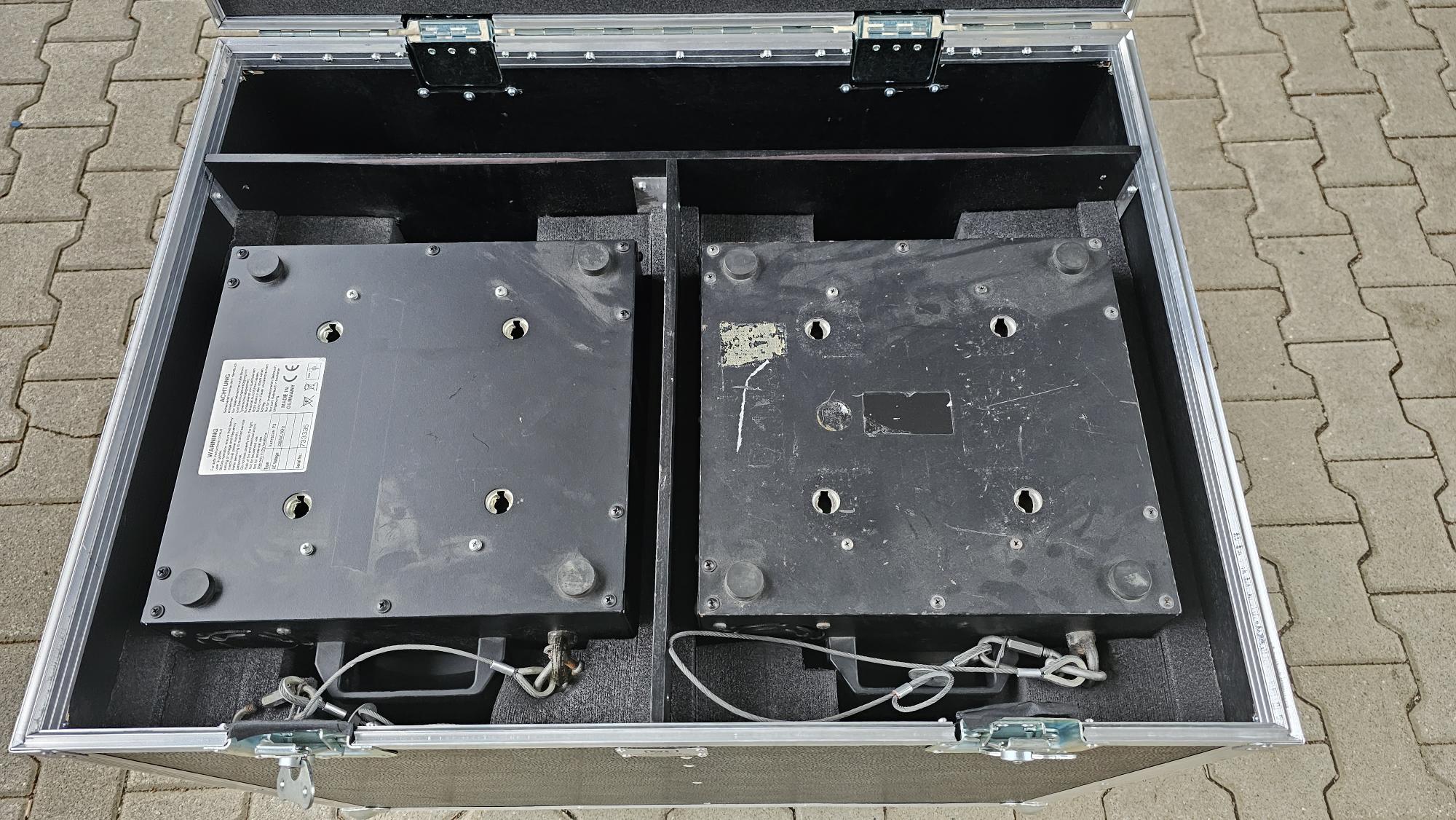 SET: 2x JB Lighting VARYSCAN P3 | Moving Head Spot | 250 Watt HTI | Inkl. Case und Zubehör SET: 2x JB Lighting VARYSCAN P3 | Moving Head Spot | 250 Watt HTI | Inkl. Case und Zubehör
