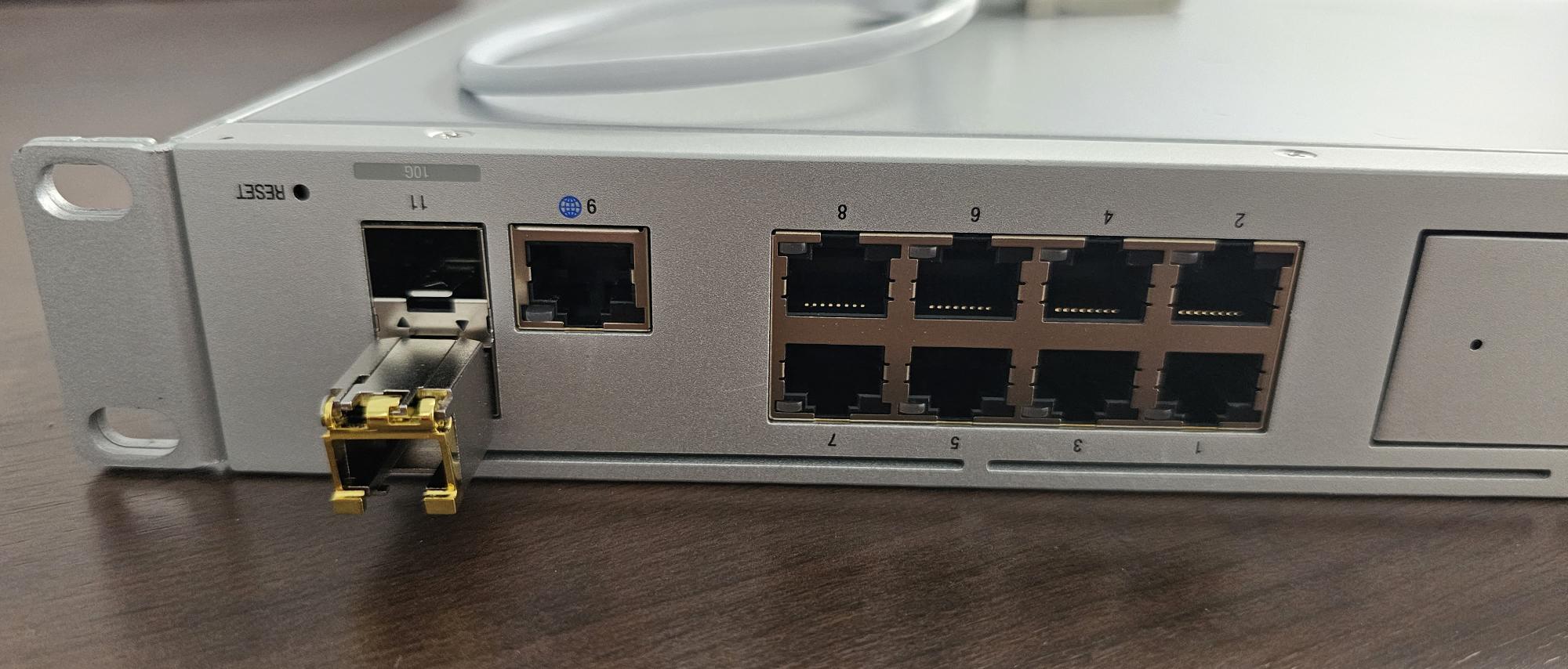UBIQUITI UNIFI Dream Machine Pro UDM-PRO